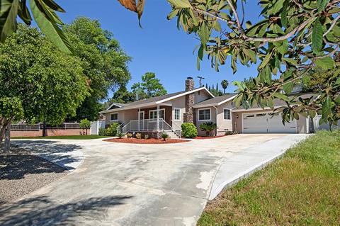 4405 Avocado Blvd, La Mesa, CA 91941 photo 2