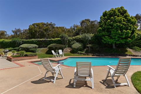 8555 Nottingham Pl, La Jolla, CA 92037 photo 14