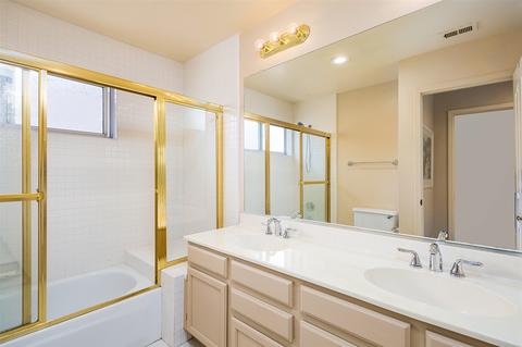 2028 Wedgewood Dr, Oceanside, CA 92056 photo 20