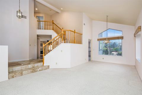 2028 Wedgewood Dr, Oceanside, CA 92056 photo 6