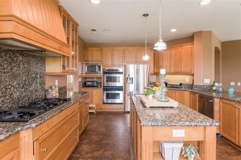 8045 Paseo Avellano, Carlsbad, CA 92009 photo 9