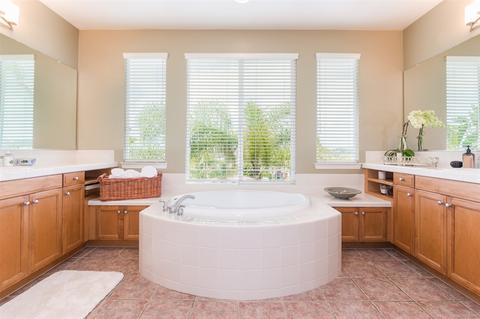 8045 Paseo Avellano, Carlsbad, CA 92009 photo 18