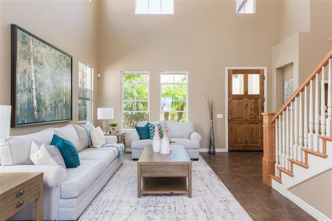 8045 Paseo Avellano, Carlsbad, CA 92009 photo 4
