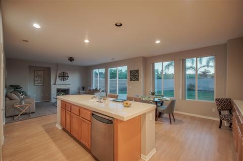 1282 Wild Iris Pl, Chula Vista, CA 91913 photo 6