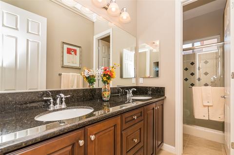 1093 Village Dr, Oceanside, CA 92057 photo 17