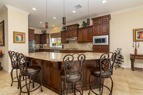 1093 Village Dr, Oceanside, CA 92057 photo 7