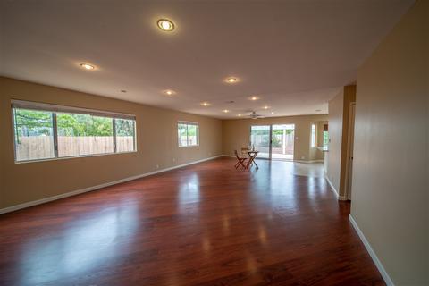620 Rainbow Pl, Escondido, CA 92027 photo 3