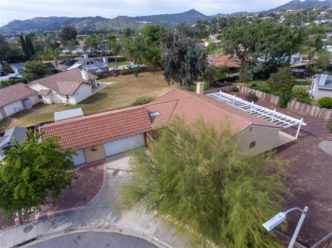 620 Rainbow Pl, Escondido, CA 92027 photo 1