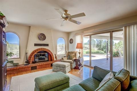 28117 Par View Ct, Escondido, CA 92026 photo 17