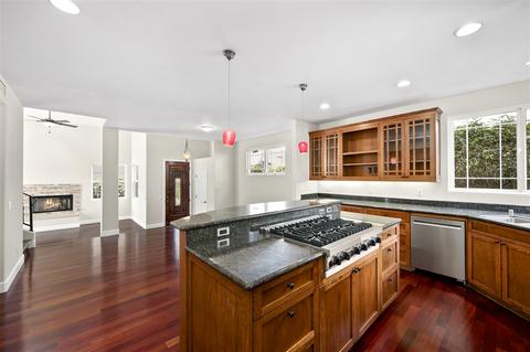 7213 Eads Ave, La Jolla, CA 92037 photo 12