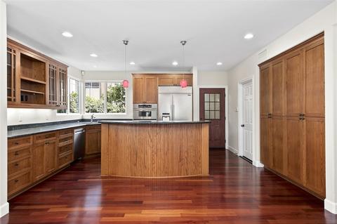 7213 Eads Ave, La Jolla, CA 92037 photo 9