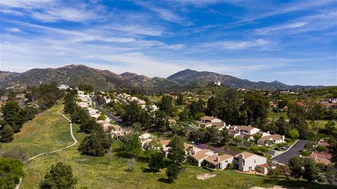 17704 Villamoura Dr, Poway, CA 92064 photo 2