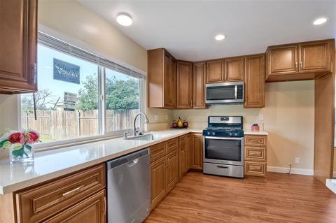 1527 Juniperhill Dr, Encinitas, CA 92024 photo 12