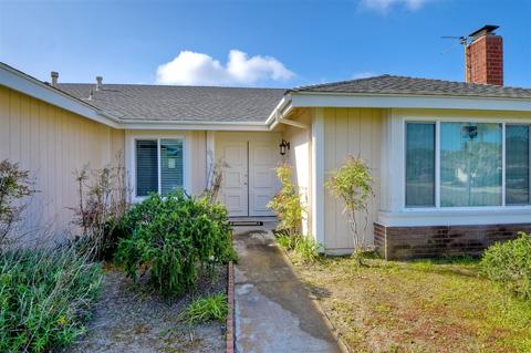 1527 Juniperhill Dr, Encinitas, CA 92024 photo 3