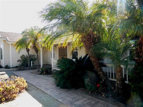 568 Rancho Trails Rd, Ramona, CA 92065 photo 2