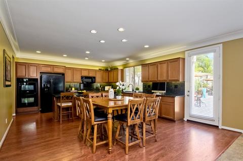 1050 Fields Ct, Oceanside, CA 92057 photo 5