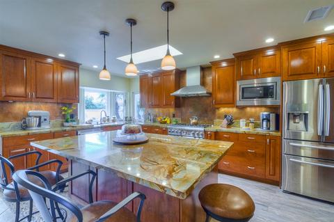 1003 Daisy Ave, Carlsbad, CA 92011 photo 3