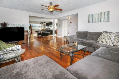 10427 Park Ave, Santee, CA 92071 photo 5