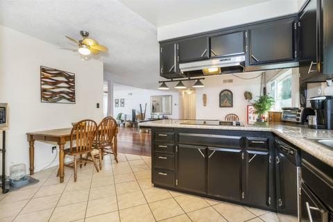 10427 Park Ave, Santee, CA 92071 photo 10