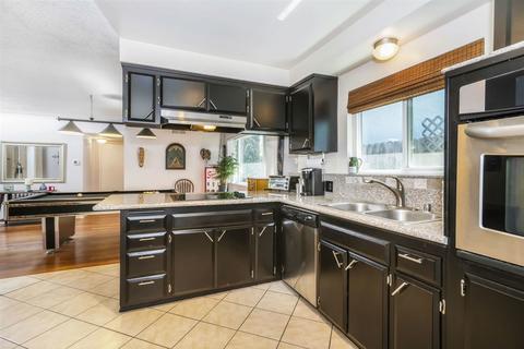 10427 Park Ave, Santee, CA 92071 photo 9