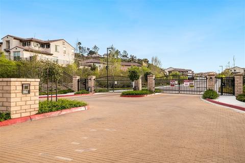 504 Adobe Estates Dr, Vista, CA 92083 photo 25