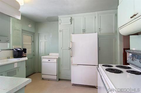135 G Ave, Coronado, CA 92118 photo 21