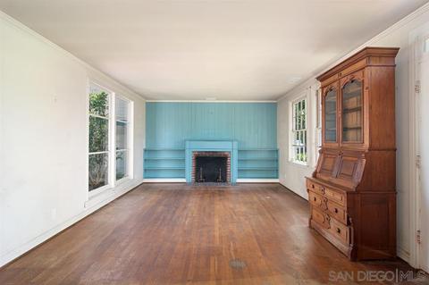 135 G Ave, Coronado, CA 92118 photo 17