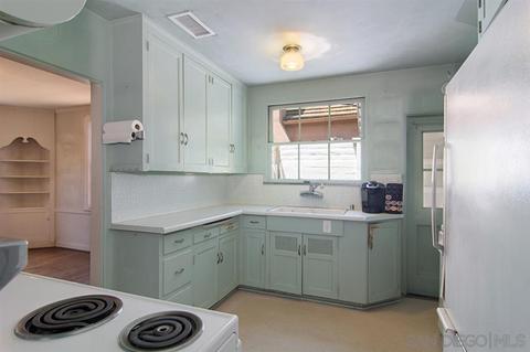 135 G Ave, Coronado, CA 92118 photo 20