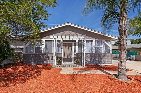 1324 S Maple St, Escondido, CA 92025 photo 1