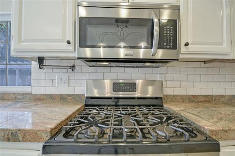 249 Blockton Rd, Vista, CA 92083 photo 9