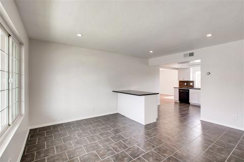112 Monroe, Oceanside, CA 92057 photo 3