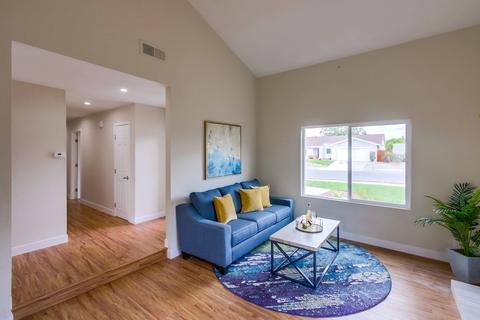 784 Granada Dr, Vista, CA 92083 photo 7