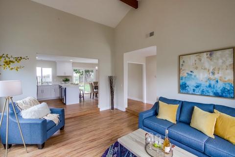 784 Granada Dr, Vista, CA 92083 photo 5