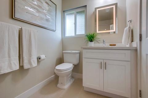 784 Granada Dr, Vista, CA 92083 photo 17
