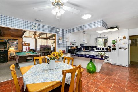 2819 Reed Rd, Escondido, CA 92027 photo 9