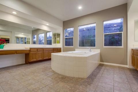 2183 Ipanema Ln, Vista, CA 92084 photo 10