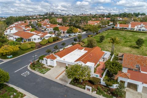 4702 Majorca Way, Oceanside, CA 92056 photo 2