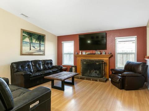 875 Millbrook Pl, Escondido, CA 92026 photo 3