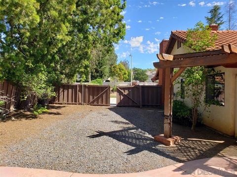 1695 Hamilton Ln, Escondido, CA 92029 photo 23