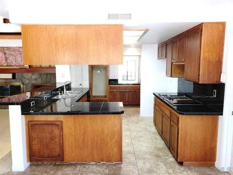 1695 Hamilton Ln, Escondido, CA 92029 photo 6