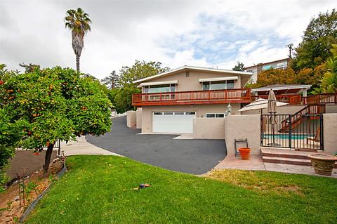 9455 Alto Dr, La Mesa, CA 91941 photo 4