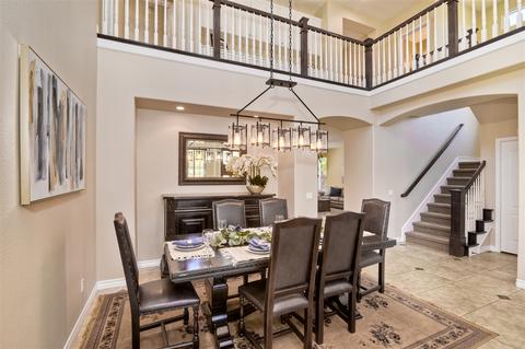 8045 Corte Sasafras, Carlsbad, CA 92009 photo 4