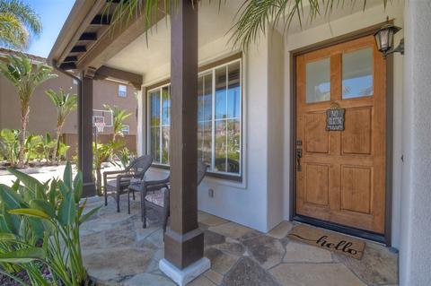 8045 Corte Sasafras, Carlsbad, CA 92009 photo 2