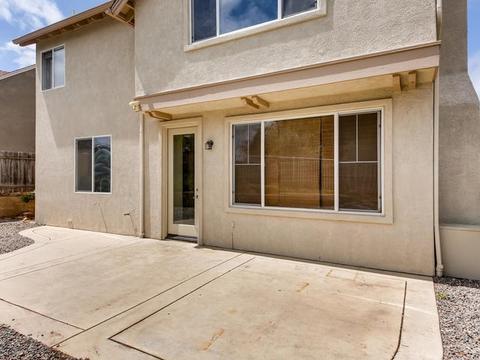 667 Poets Sq, Fallbrook, CA 92028 photo 16