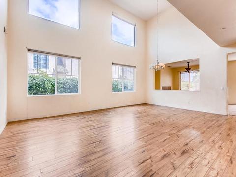 667 Poets Sq, Fallbrook, CA 92028 photo 3