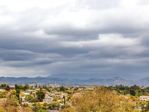 667 Poets Sq, Fallbrook, CA 92028 photo 20