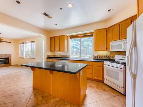 667 Poets Sq, Fallbrook, CA 92028 photo 7