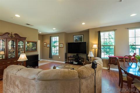 8539 Elliot Ln, Santee, CA 92071 photo 6