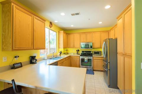8539 Elliot Ln, Santee, CA 92071 photo 4