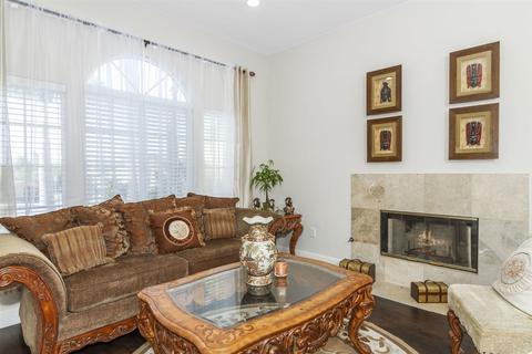 2080 Dancer Ct, Escondido, CA 92026 photo 4